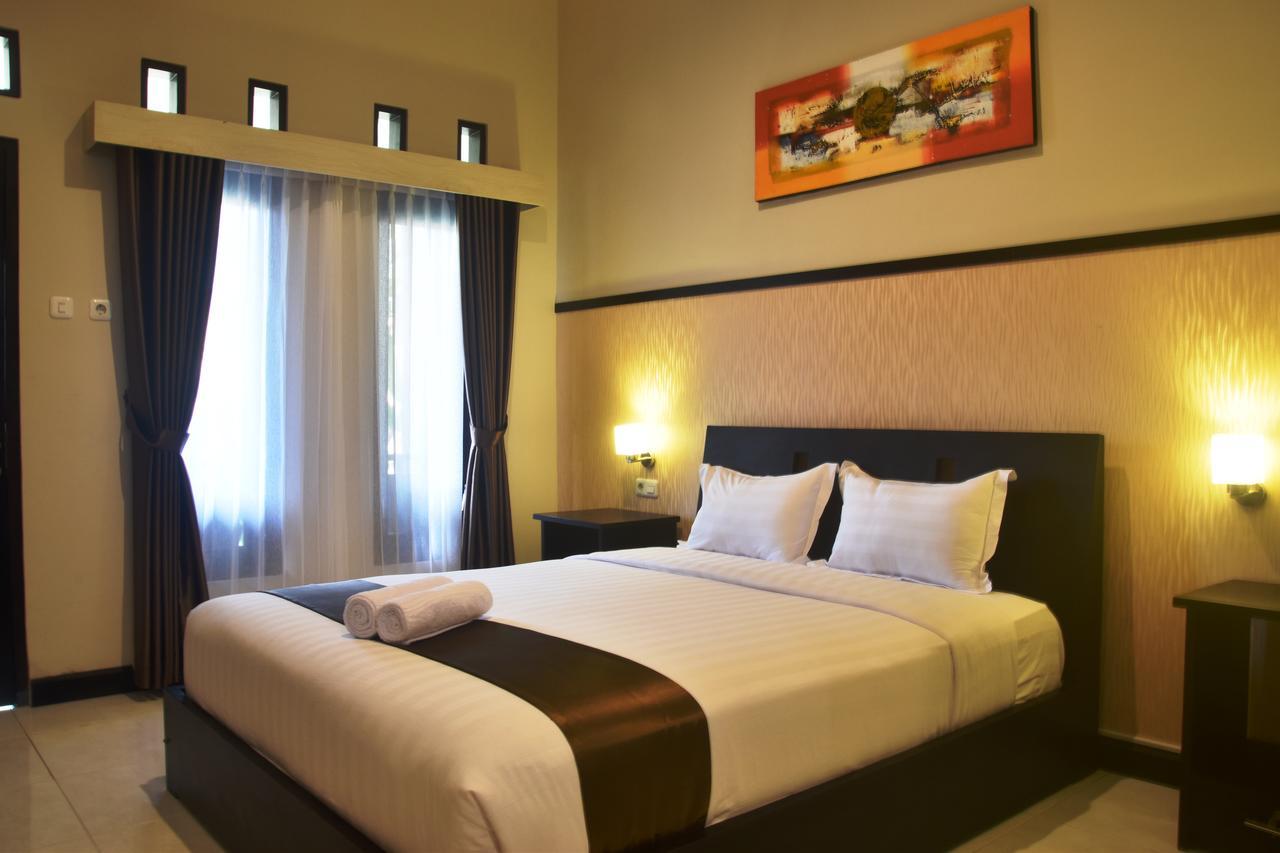 Hotel Orizatha Матарам Екстер'єр фото